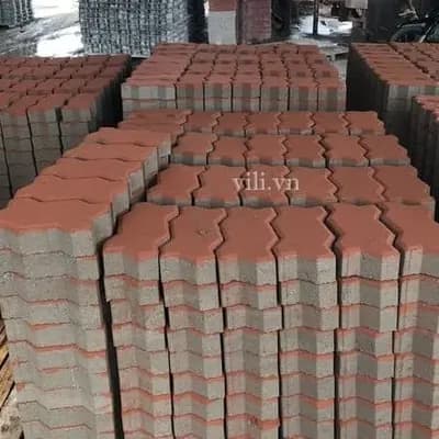 Gạch Vỉa Hè Terrazzo Con Sâu Đỏ